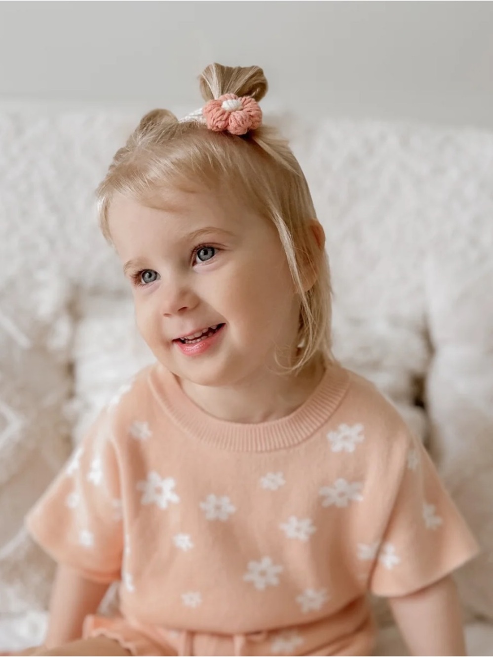 Posy Sweater Top 4T
Blossom and Pear Floral Sweater Top - Soft Knit Toddler Tee